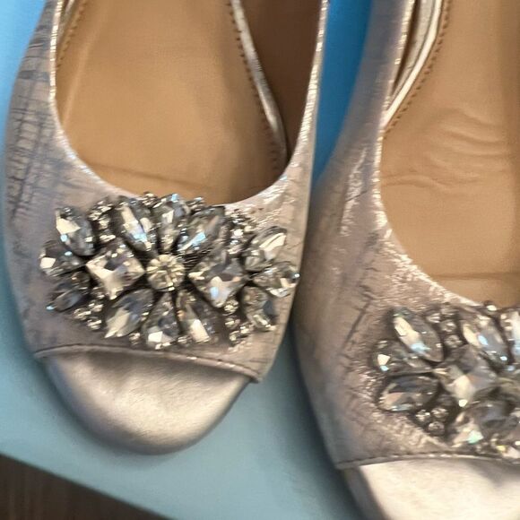 ANTONIO MELANI Estah Silver wedge Heels with Crystal Accents. Size 9 M. - Picture 9 of 12